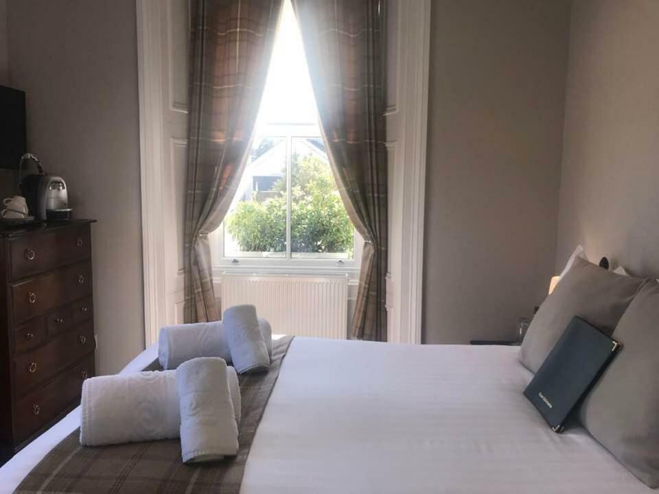 Glenisla Hotel Blairgowrie and Rattray Ngoại thất bức ảnh